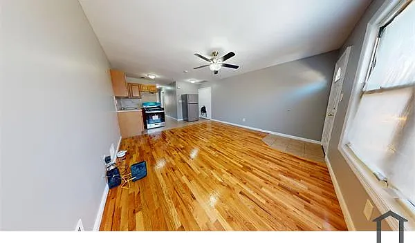 245 Lockman Ave #1 — Photo 2