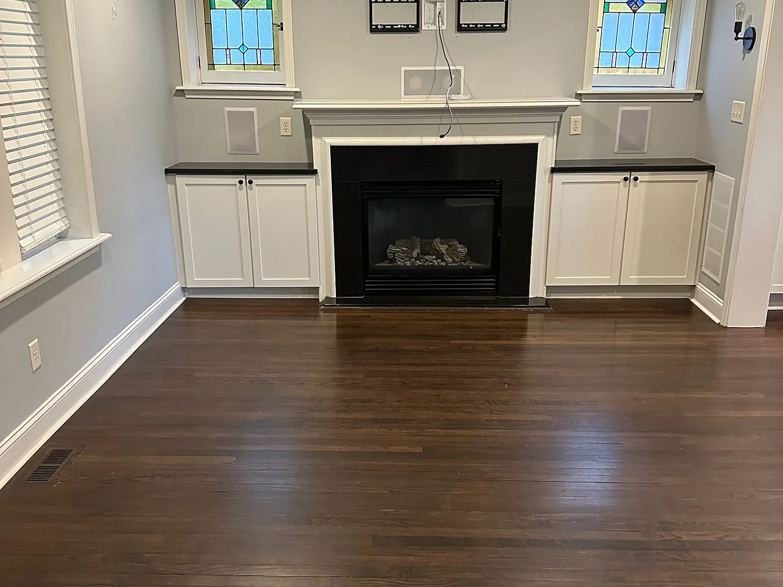 2 bed, 2.5 bath, 1313 sqft, $3,000 — Photo 2