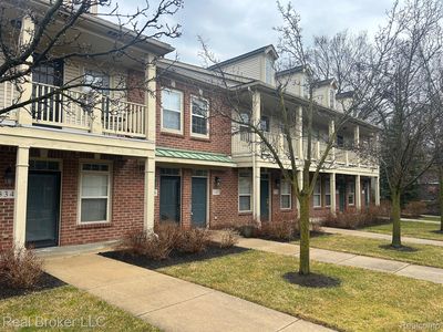 540 Riviera Ct, Walled lake, MI, 48390