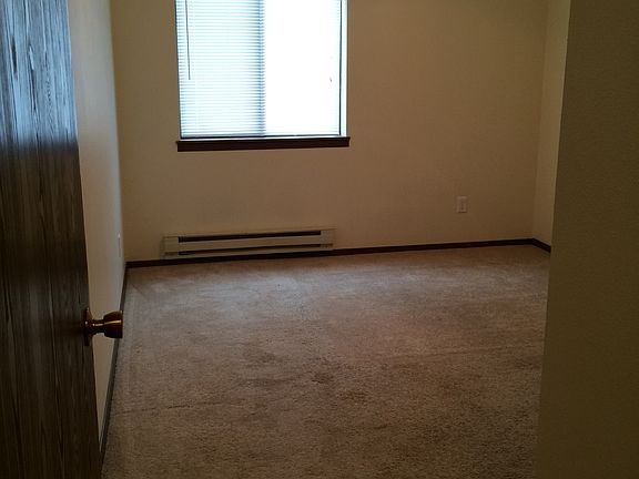 1st bedroom