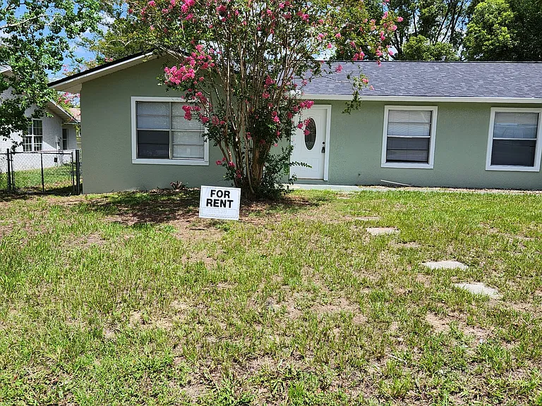3 Spring Lane Way — Photo 1