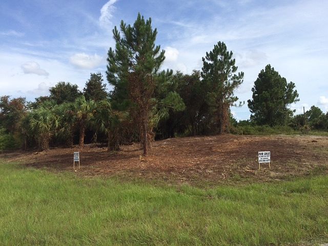 1st image of Casco Circle And Vineyard Circle