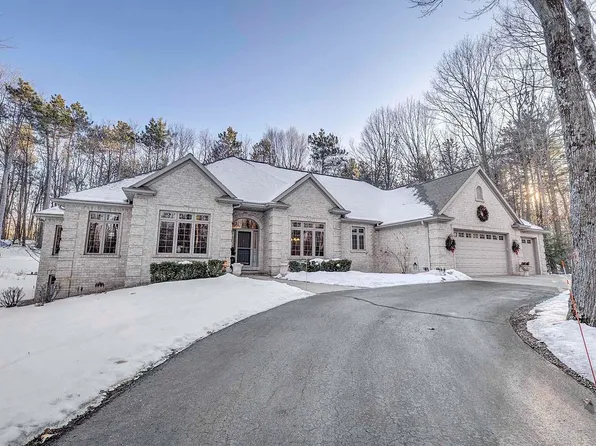 7146 Spring Lake Dr, Sobieski, WI 54171