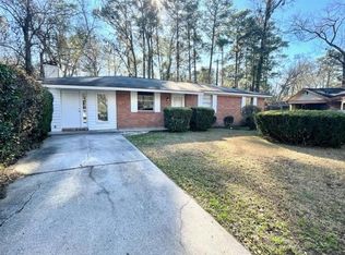 320 Chatham Villa Dr, Garden City, GA 31408