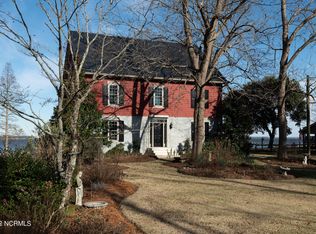 901 Down Shore Rd, Blounts Creek, NC 27814