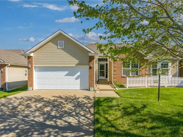 4905 Kelsey Ct, Saint Joseph, MO 64506