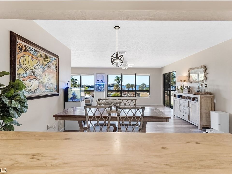 1st image of 12498 Riverside Dr APT 205