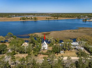 159 River Rd, Carrabelle, FL 32322