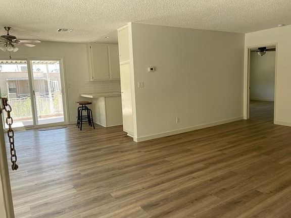 Living room, Dining room