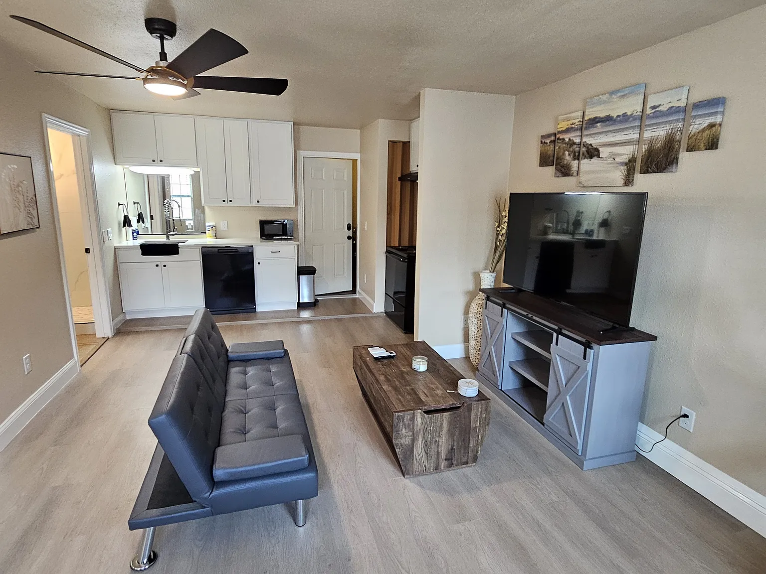 1 bed, 440 sqft, $1,495 — Photo 4