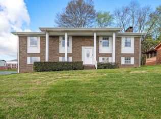 111 Edgewood Cir, Fort Oglethorpe, GA 30742