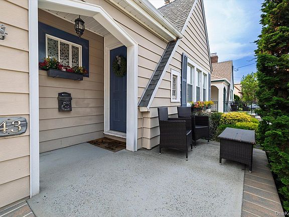2nd image of 43 Devon Street