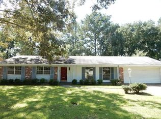 323 Southbrook Dr, Jackson, MS 39211