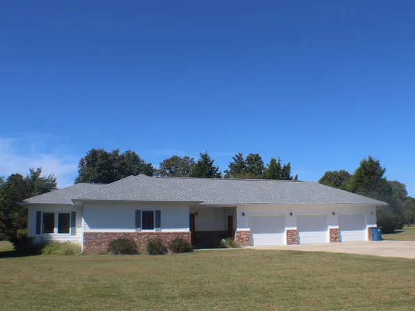 105 Cedar Creek Cv, Kevil, KY 42053