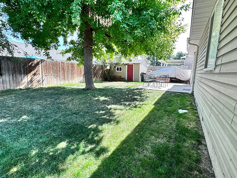 406 Pietra Way — Photo 23