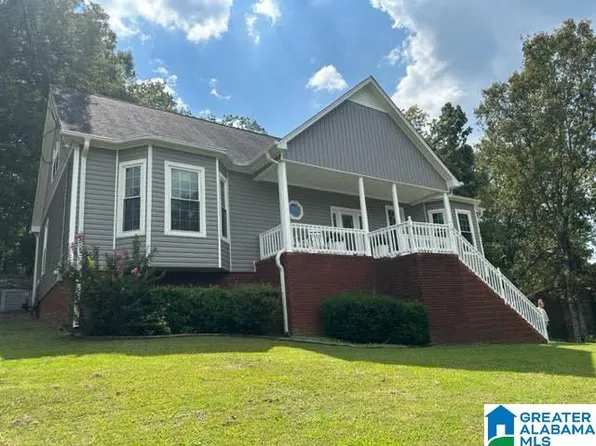 923 Lakeside Dr, Mc Calla, AL 35111