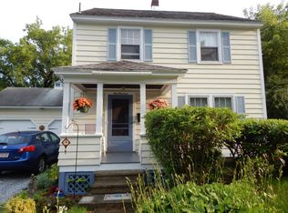 100 Broadview Ter, Pittsfield, MA 01201