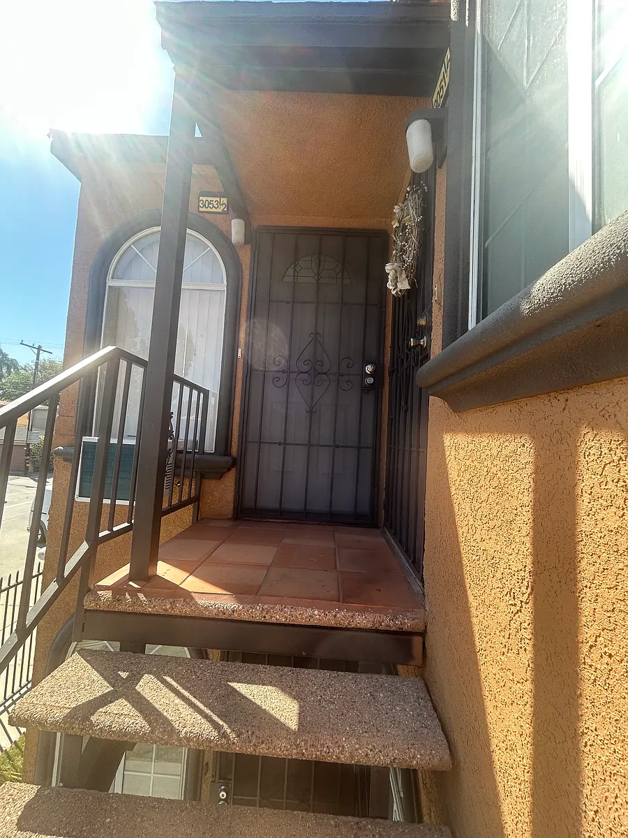 Building Photo - 3051 Stocker St #3053-1/2