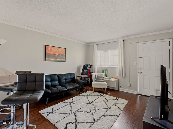 5th image of 510 14th St