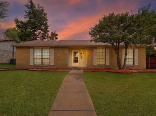 724 Via Barcelona, Mesquite, TX 75150