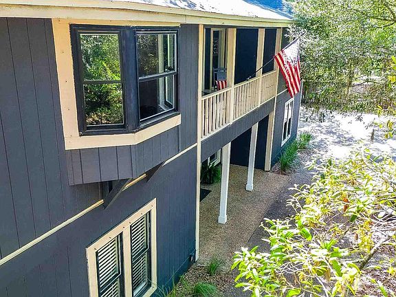 5th image of 4003 Bay Pointe Dr
