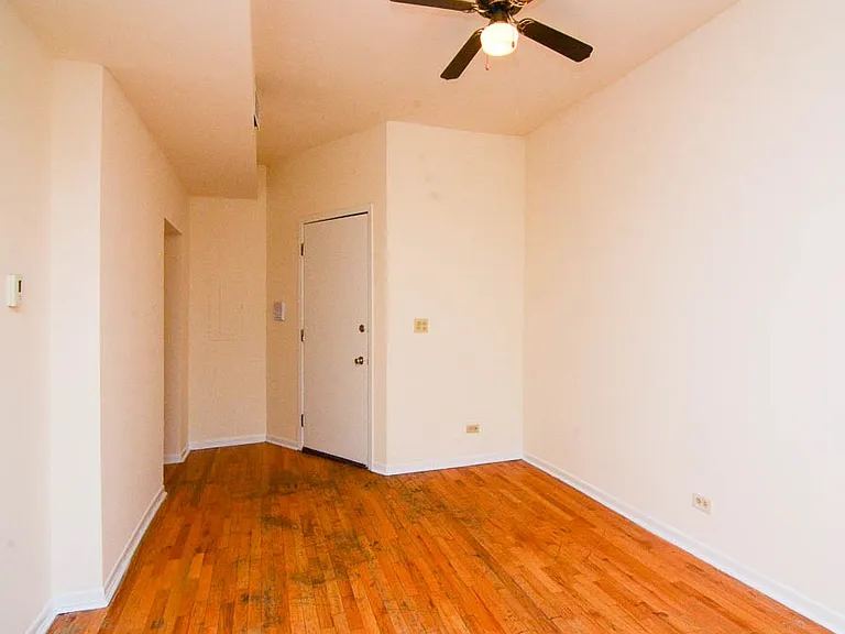 2319 N Kedzie Blvd #F2 — Photo 7