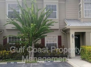7623 Plantation Cir, University Park, FL 34201