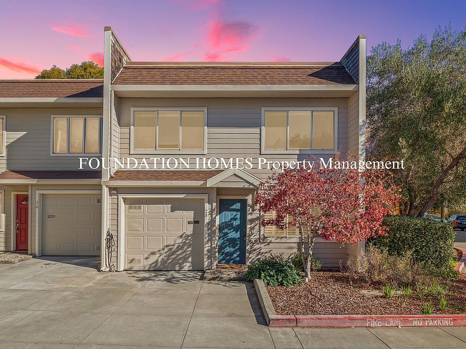 1st image of 28 Mariner Green Dr