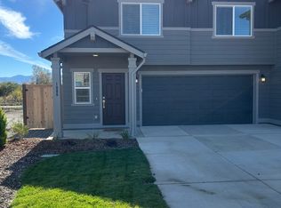1806 Dragon Tail Pl, Medford, OR 97504