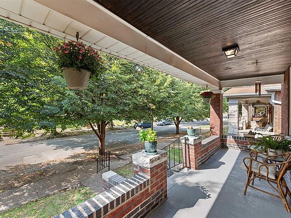 3rd image of 5441 Holly Hills Ave