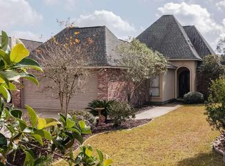 21059 Waterfront East Dr, Maurepas, LA 70449