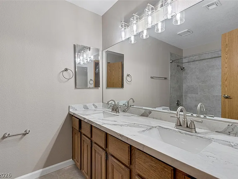 340 Bekasina Dr — Photo 48