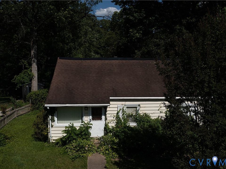 1st image of 2119 Pimmit Dr