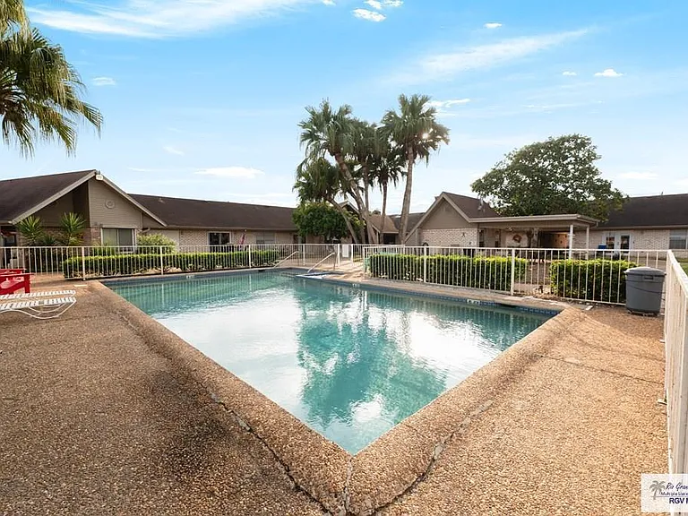 1500 Palm Valley Dr — Photo 3