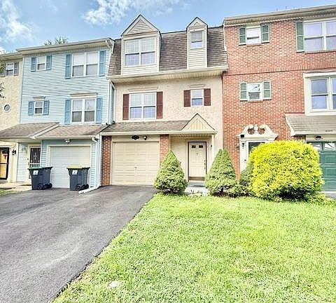 3rd image of 4 Evlon Ct