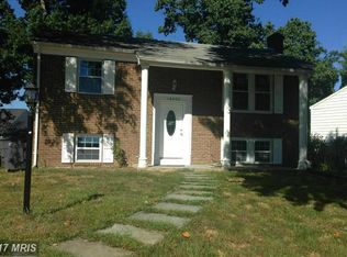 16202 Crest Ct, Woodbridge, VA 22191