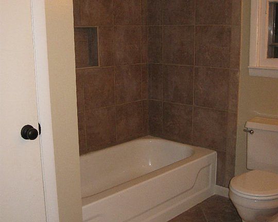 Master Bath (renovated 2011