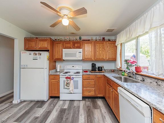 4th image of 357 Birch Hill Dr