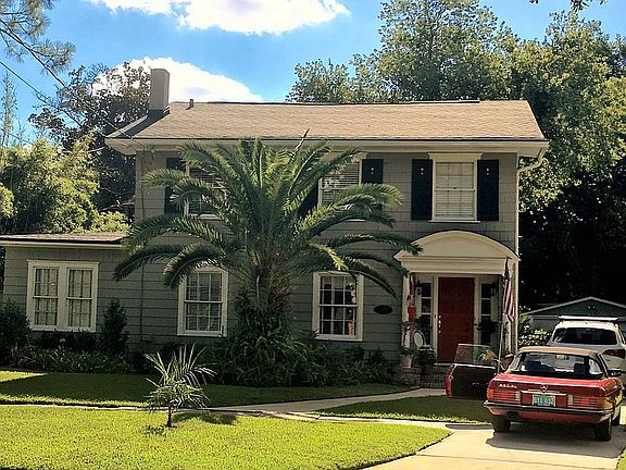 2nd image of 1426 Edgewood Cir