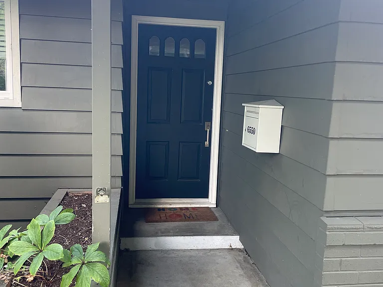 6550 SW Cherryhill Dr — Photo 2