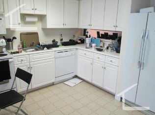 11 Glencoe St #8-4, Brighton, MA 02135