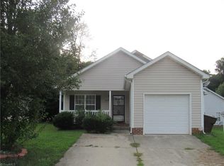 1619 Kay St, Greensboro, NC 27405