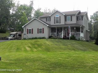 1253 Princess Run Rd, Saylorsburg, PA 18353