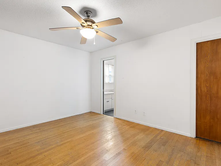 4765 Stallcup Dr — Photo 17