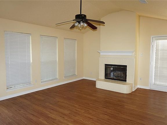 2nd image of 12208 China Lake Dr