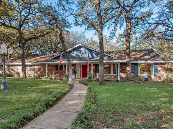 4006 Hollow Oak Dr, Euless, TX 76040