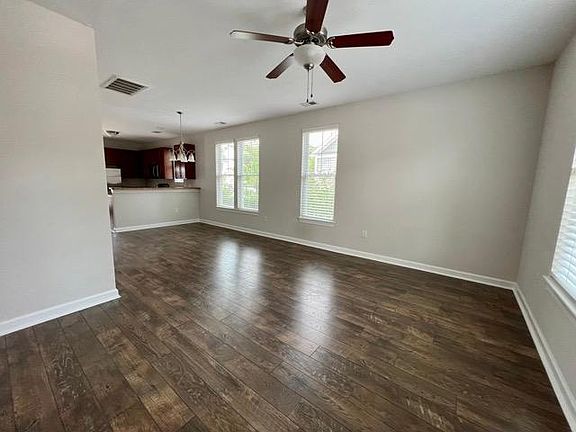 3rd image of 4312 Casey Blvd