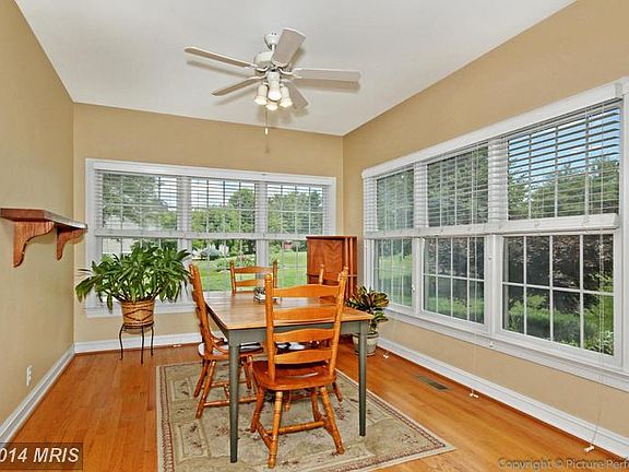 5th image of 7324 Coventry Dr