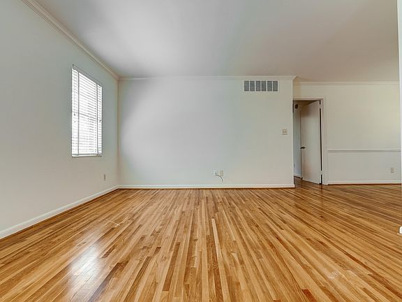 5th image of 3752 Country Club Dr APT C