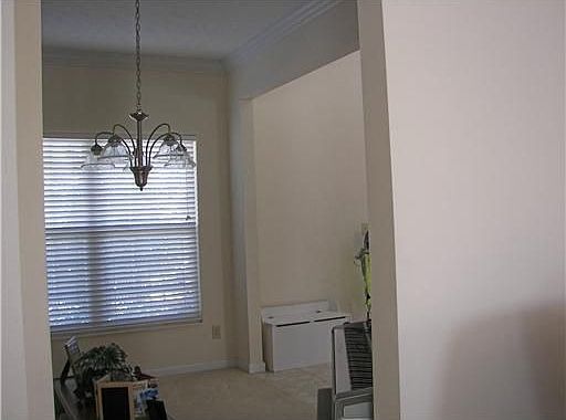 3rd image of 1151 Winchester Dr